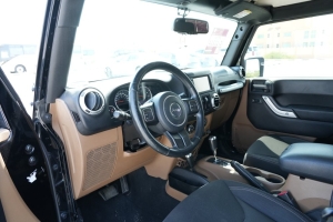 Jeep Wrangler SUV Model 2015, C-11345 - 5