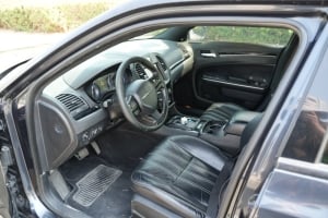 Chrysler C300 Model 2019, Y-16102 - 9