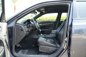 Chrysler C300 Model 2019, Y-16102 - 8