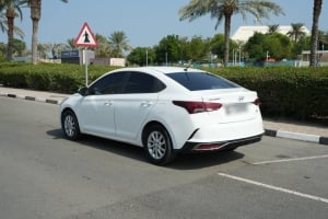 Hyundai Accent Model 2023, Y-16108 - 5