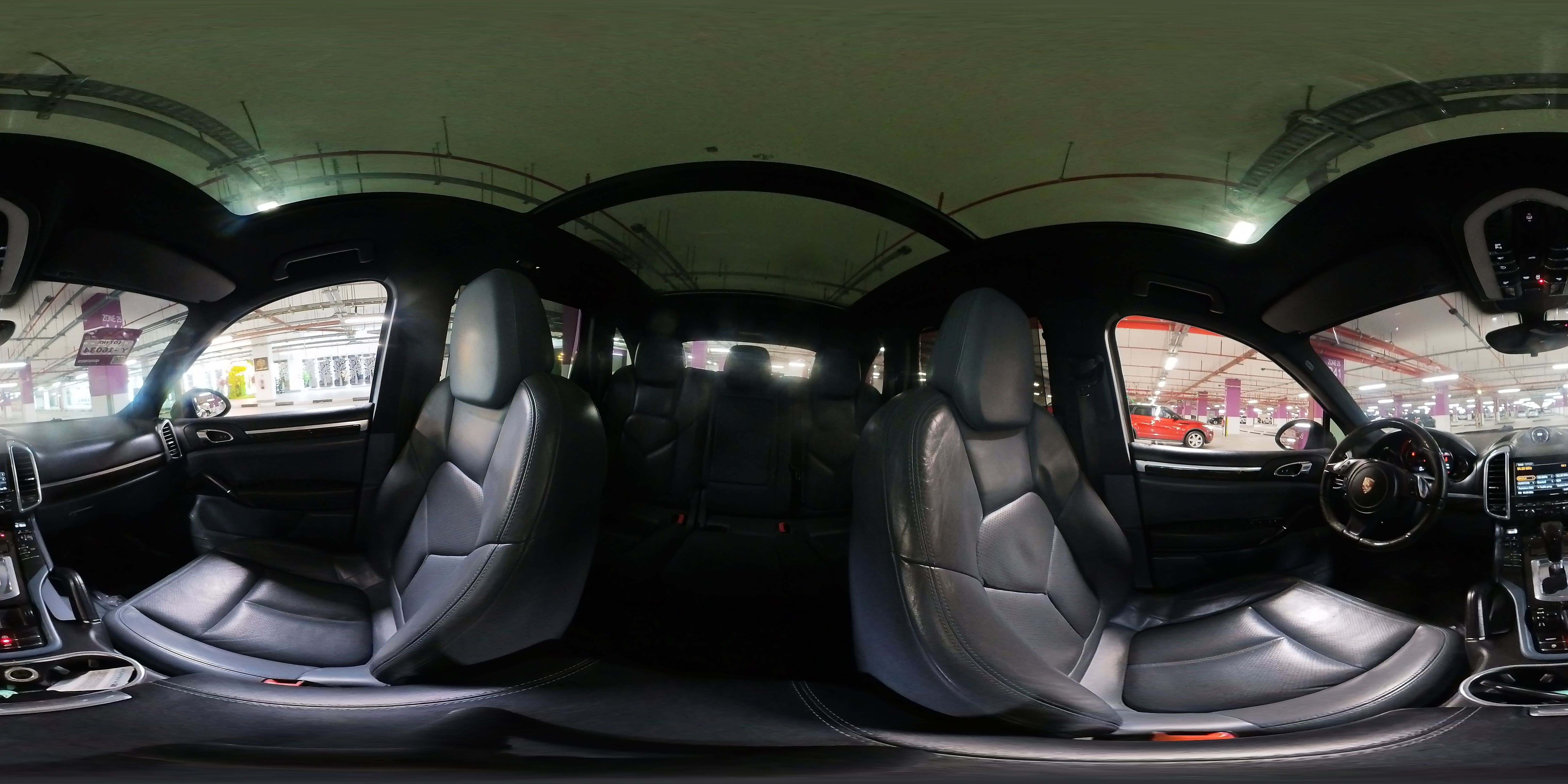 Porsche Cayenne Model 2013, Y-16034 - 1