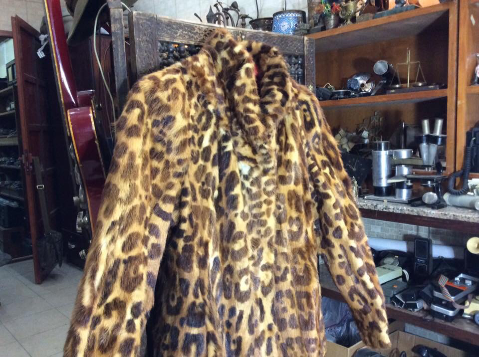 Leopard skin coat - 7