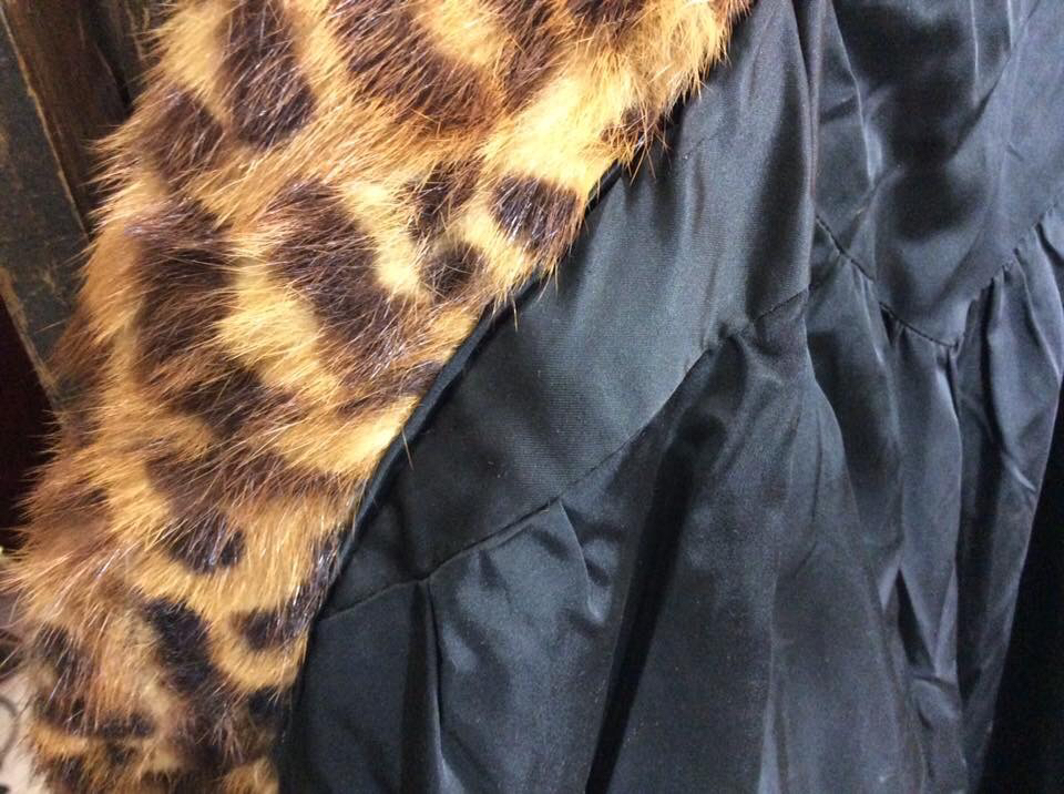 Leopard skin coat - 2