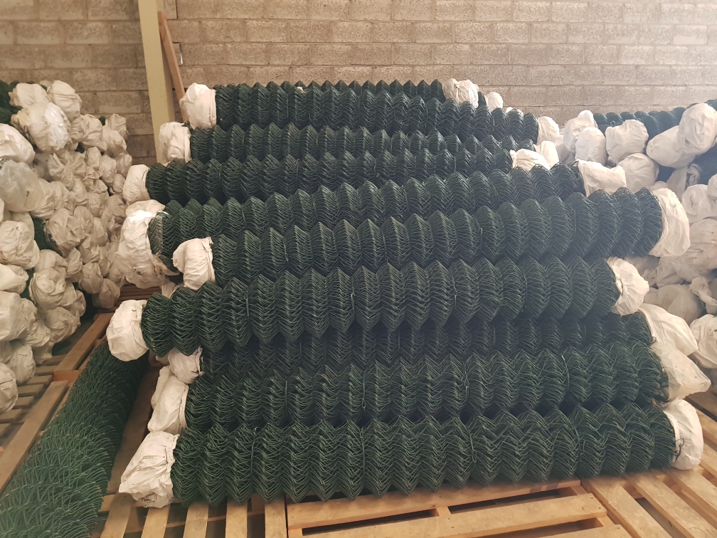 66246633.barbed wire, fencing mes - 10