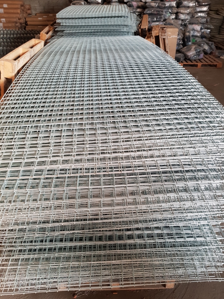 66246633.barbed wire, fencing mes - 9