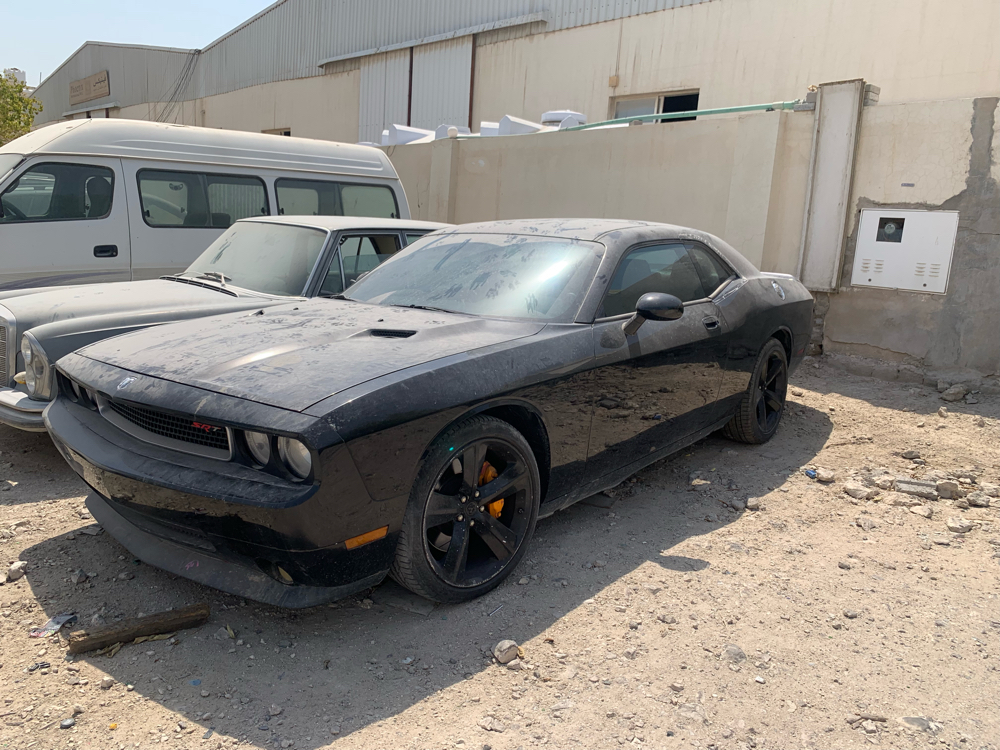 Dodge Challenger srt8 scarp  - 2