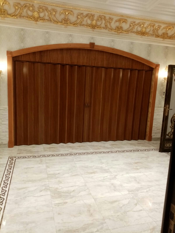 باب اكرديون بأنواع مختلفة - 1