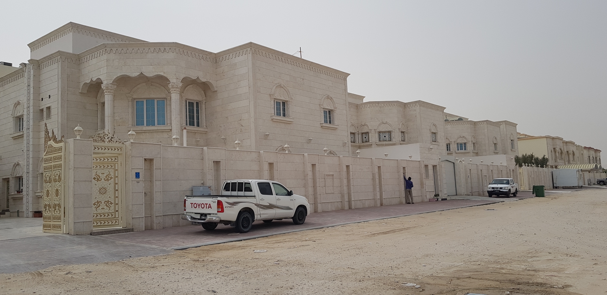 سلطان فخرو للتجارةوالمقاولاة - 2