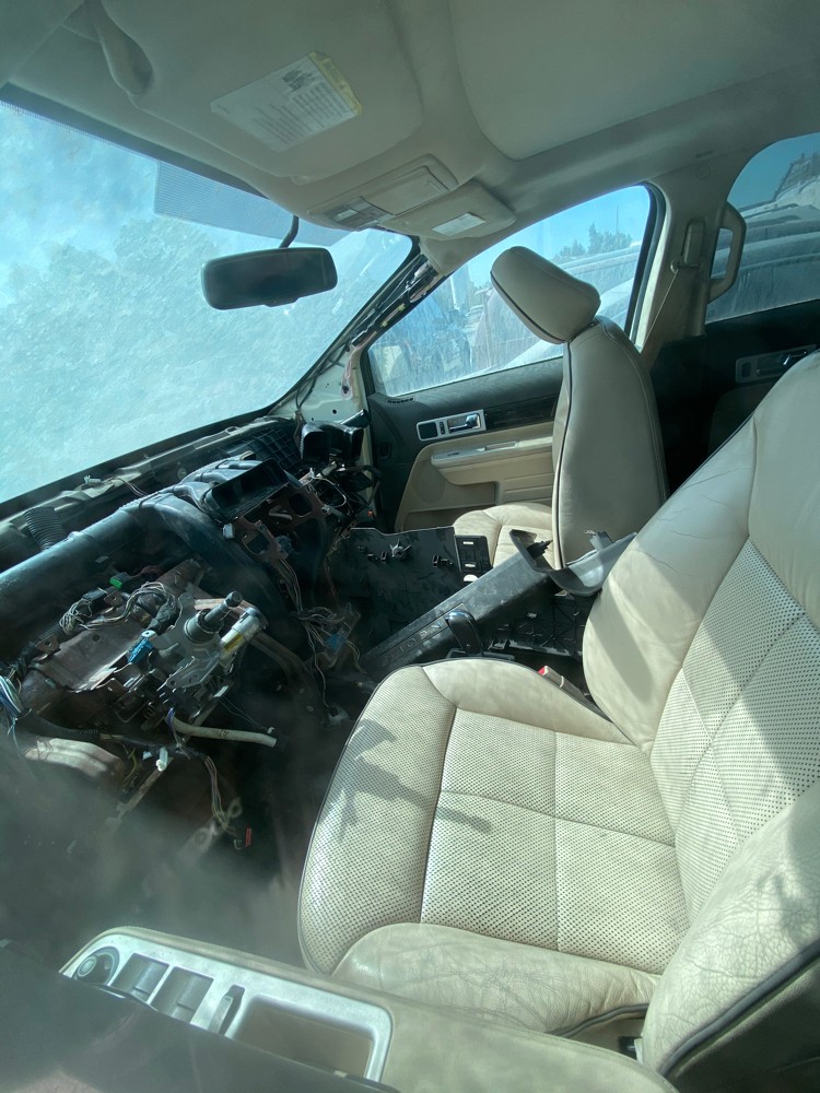 Lincoln mkx scrap parts - 2