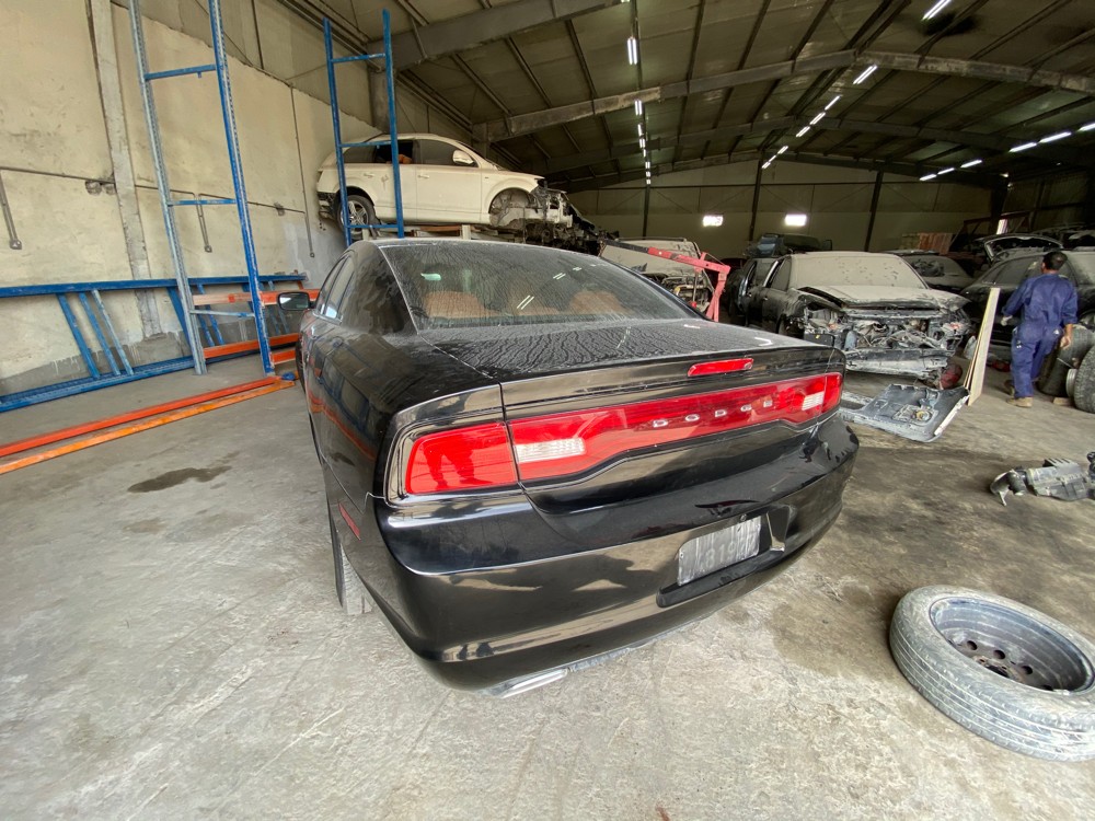 Dodge charger 2012 v6 scrap - 2