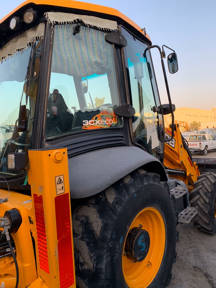 JCB BACKHOE LOADER 2016 for RENT  - 3