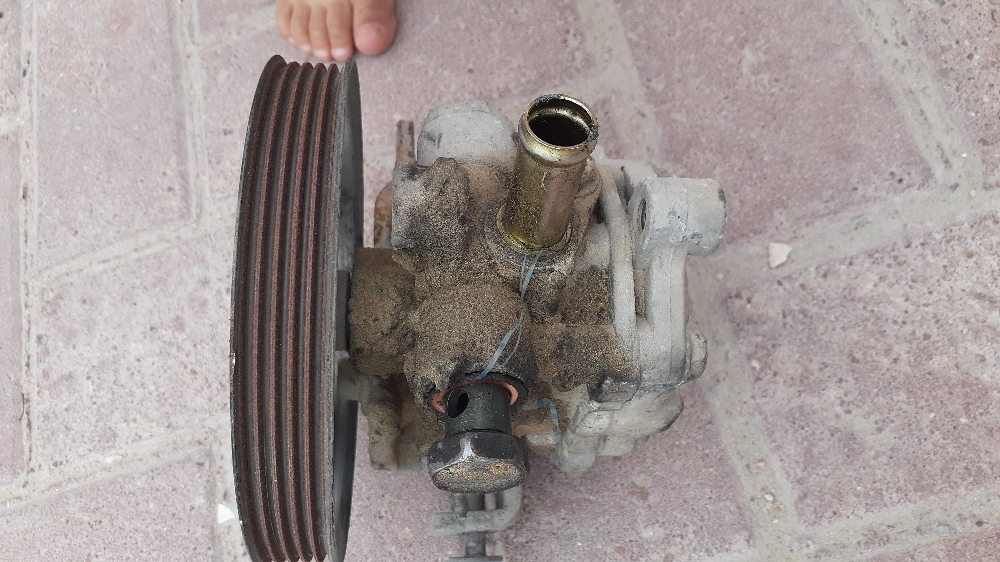 Power steering pump
GLX - 4