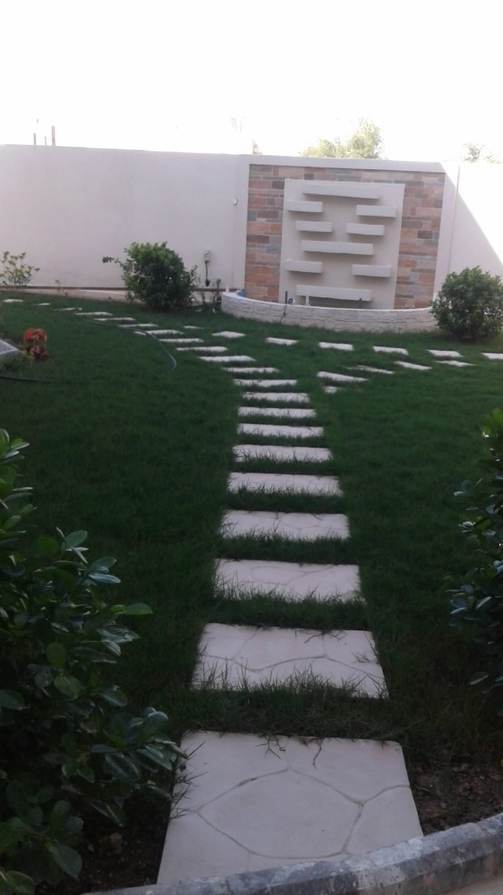 تنسيق وصيانة الحدائق - 1