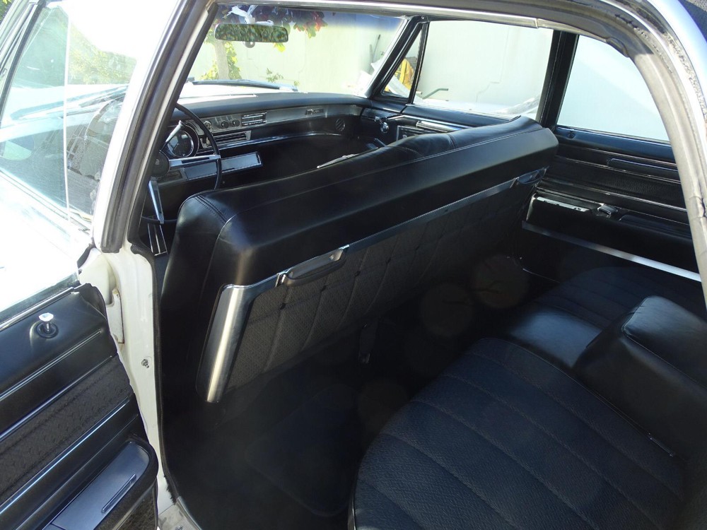 Classic car - 14