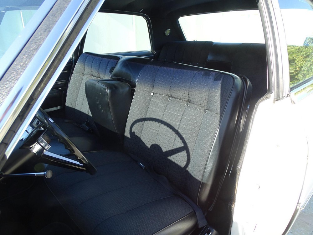Classic car - 10