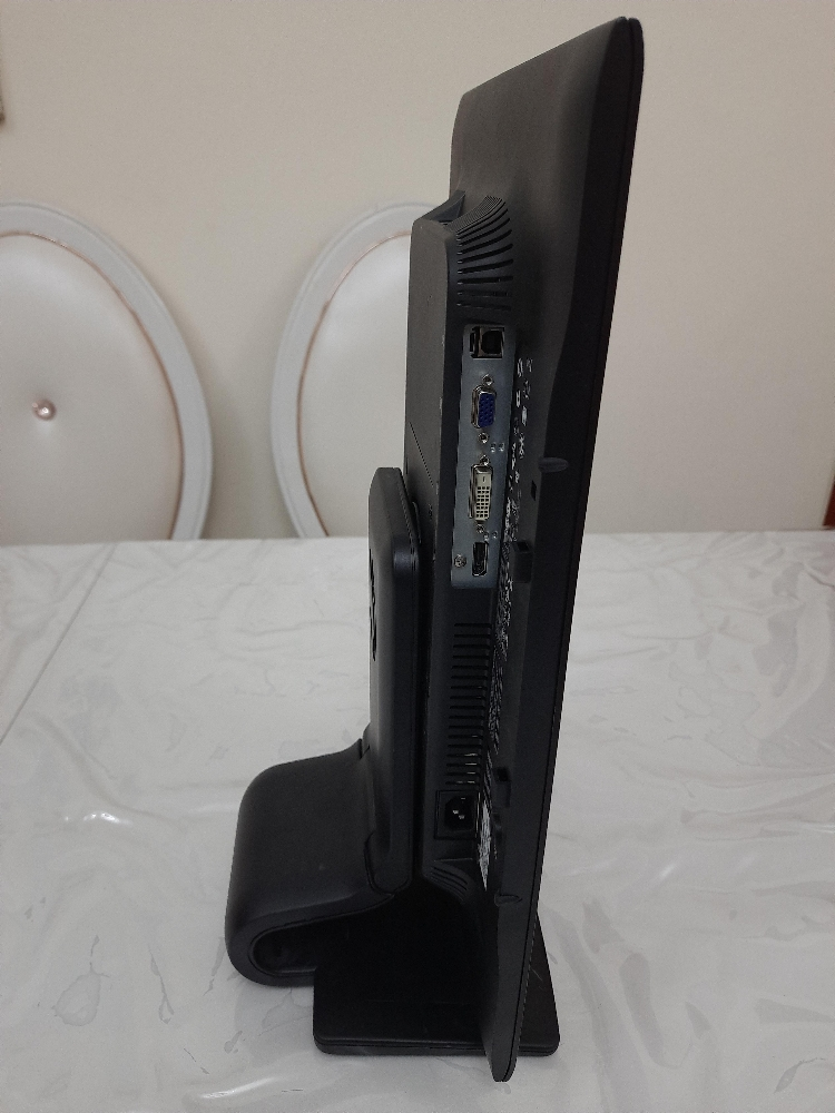 HP I201 20 inch screen - 4