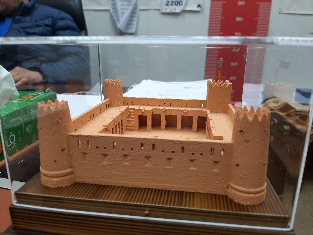 مجسمات فنية ماكينات للجامعات - 1