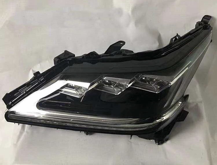 Lexus Lx570 headlight original - 1