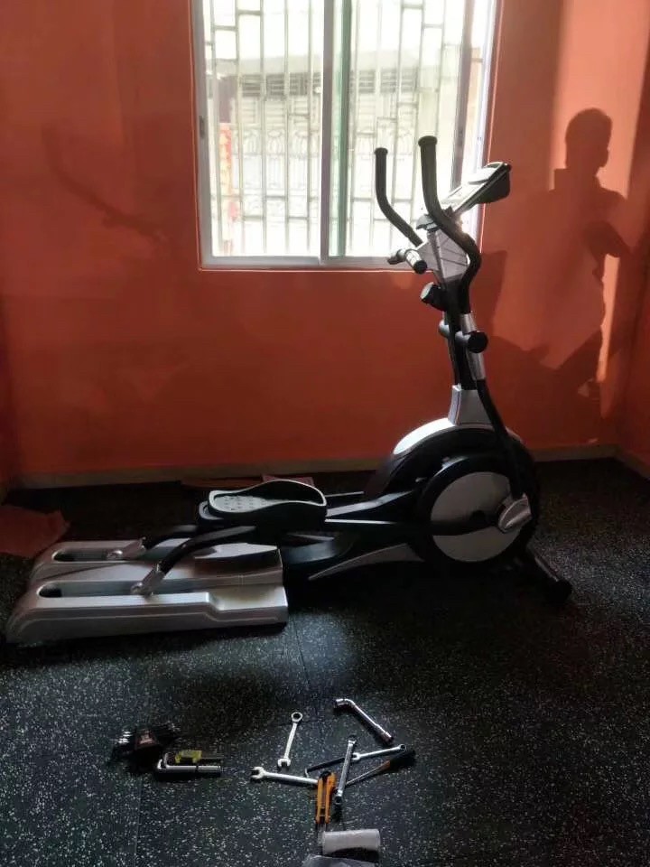 cross trainer  - 1