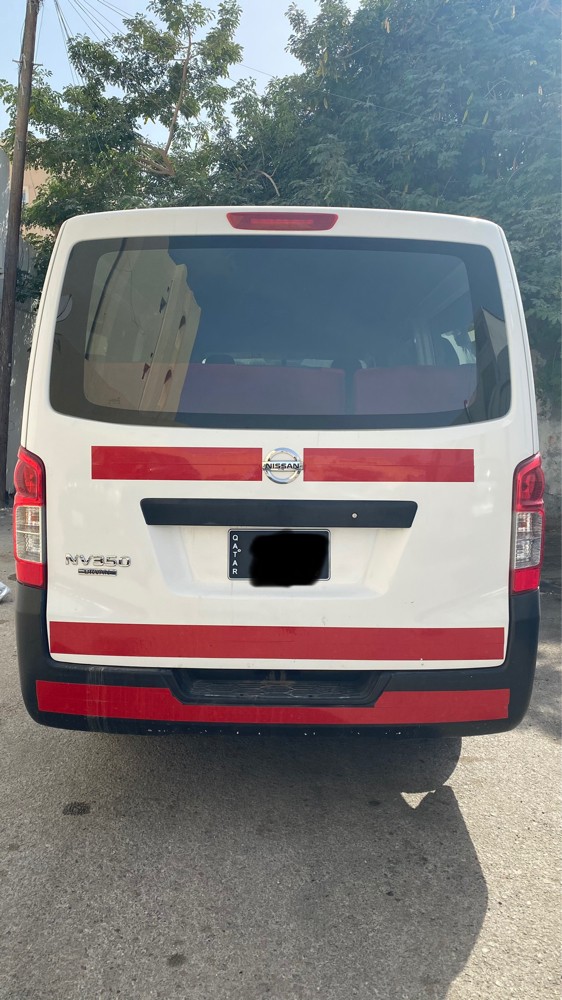 Nissan urvan 2015 for rent - 2