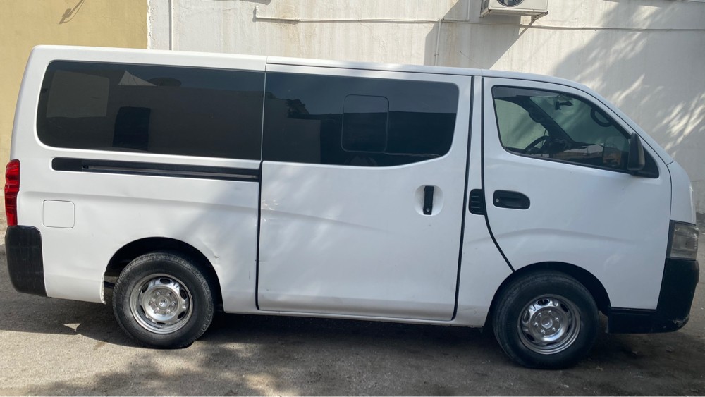 Nissan urvan 2015 for rent - 1