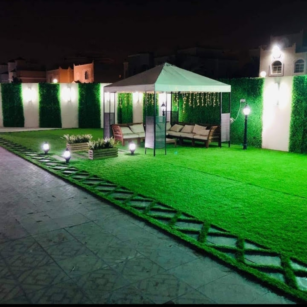 سواتر وعشب مع خشب - 9
