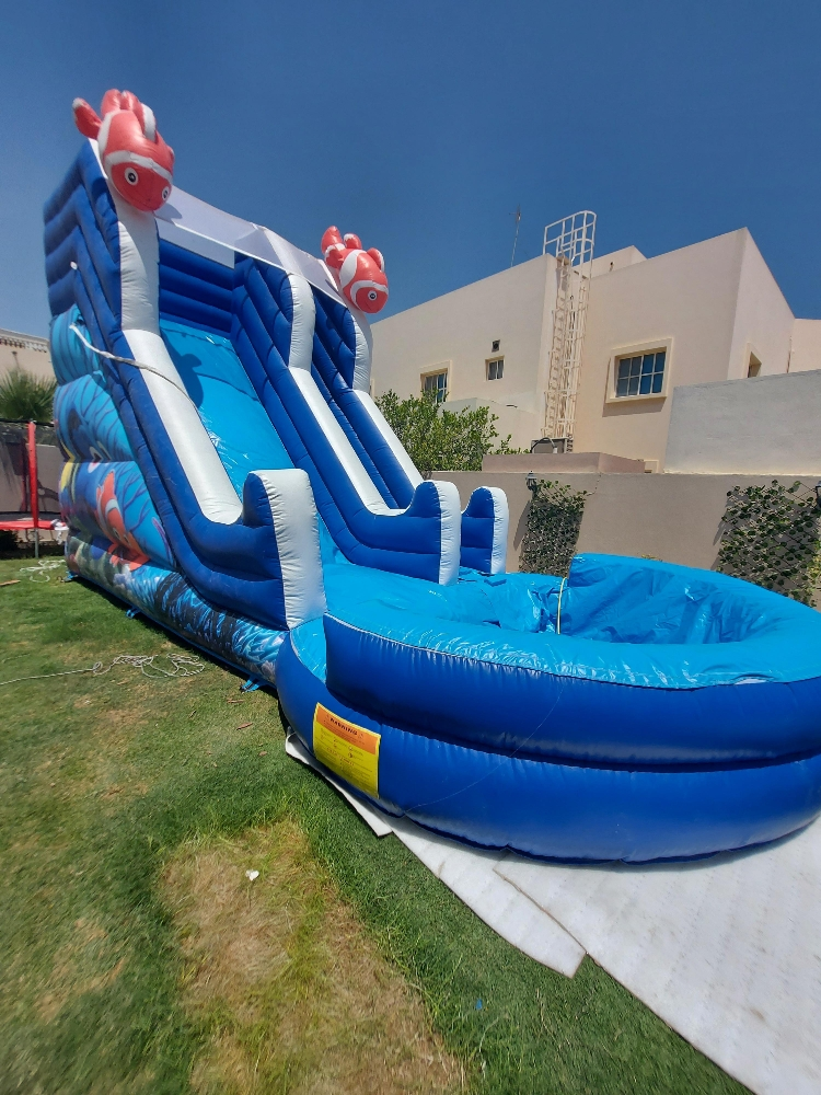 نطاطيات جديدة مع بركة سباحة - 1