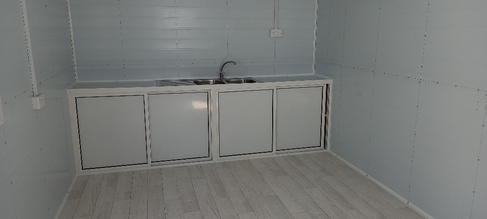 cabin kitchen toilet - 4