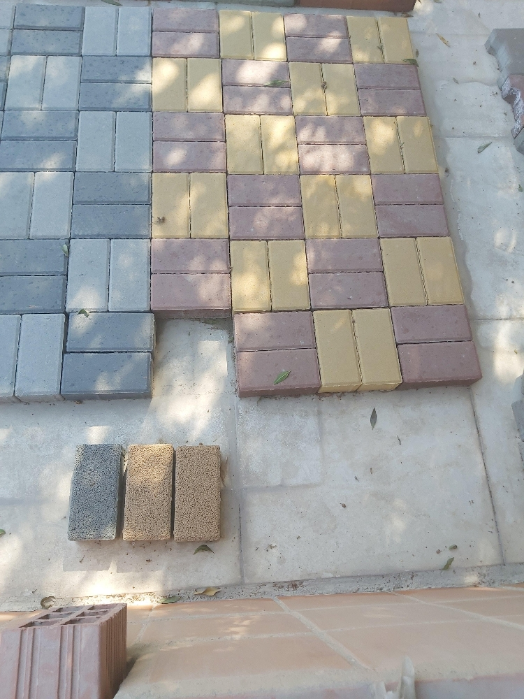 Interlock and kerbstoneby - 14