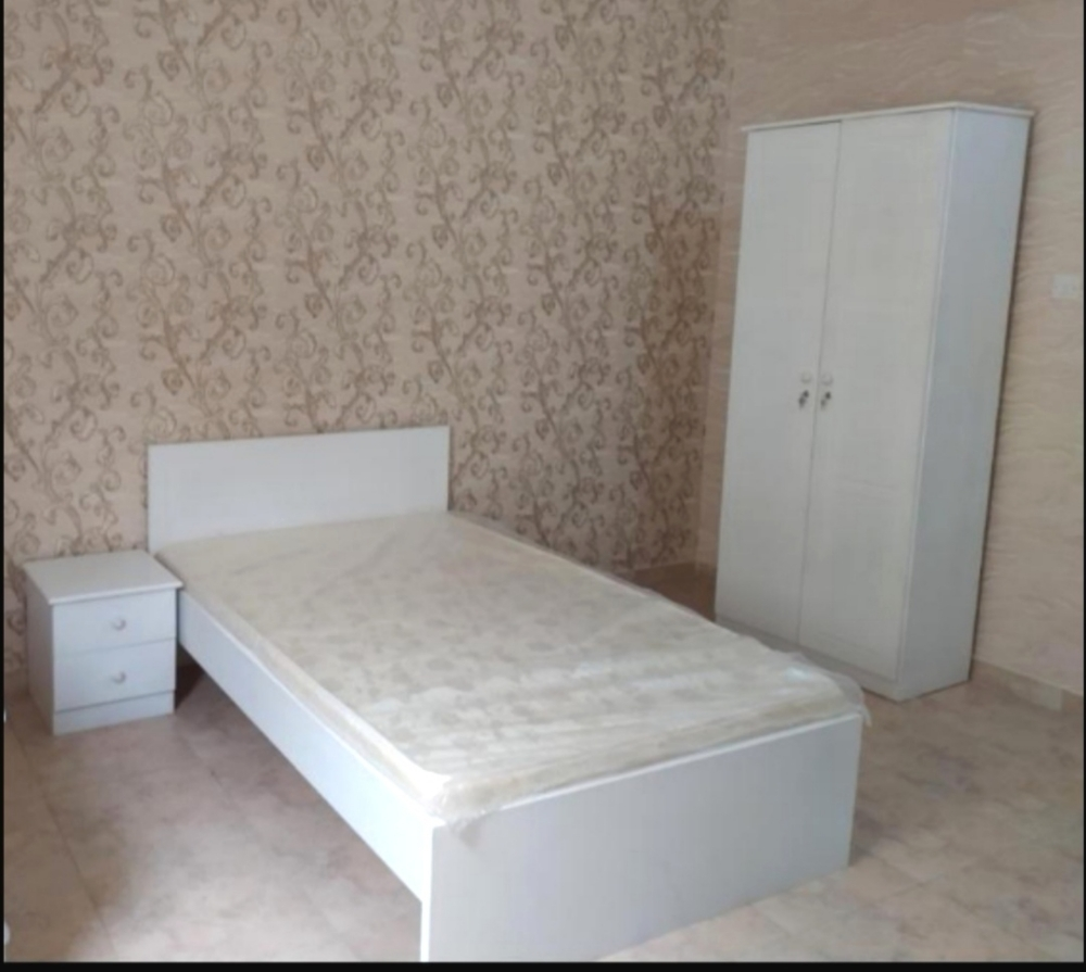 small bedroom set - 15