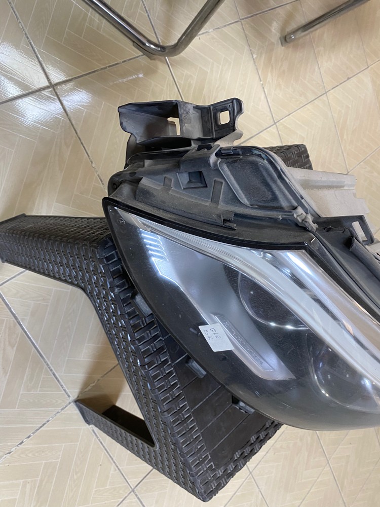 GlE 63 2016 head light - 2