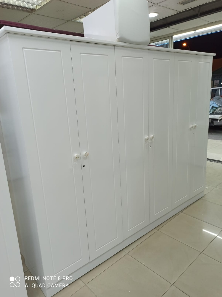 .Master bedroom set available - 10