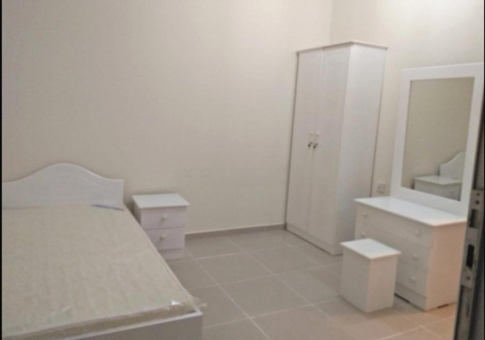 single bedroom set available - 9