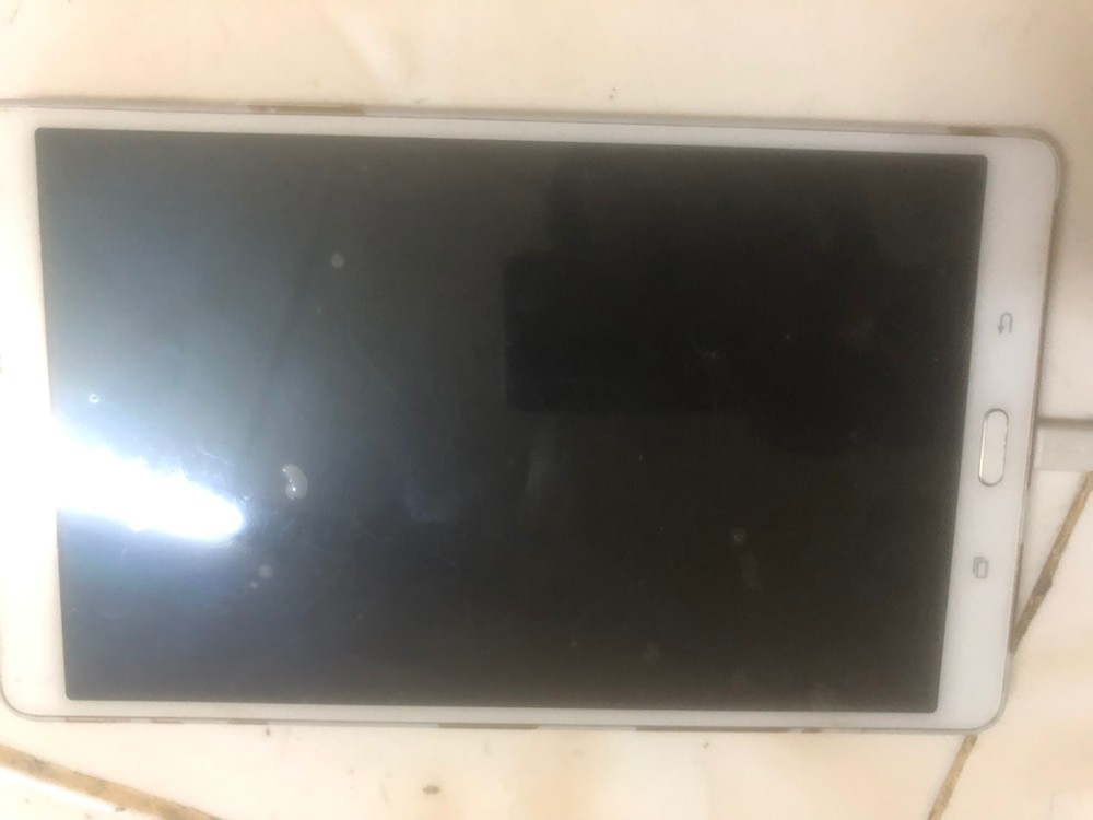 Samsung Galaxy Tab S 8.4 LTE - 2