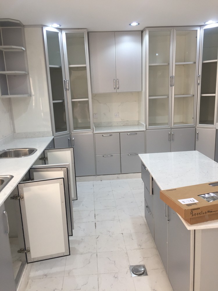 عمل المنيوم مطابخ والزجاج - 7