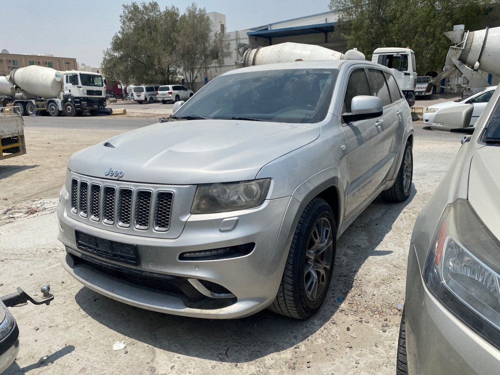 jeep grand cherokee 2012srt scrap - 1