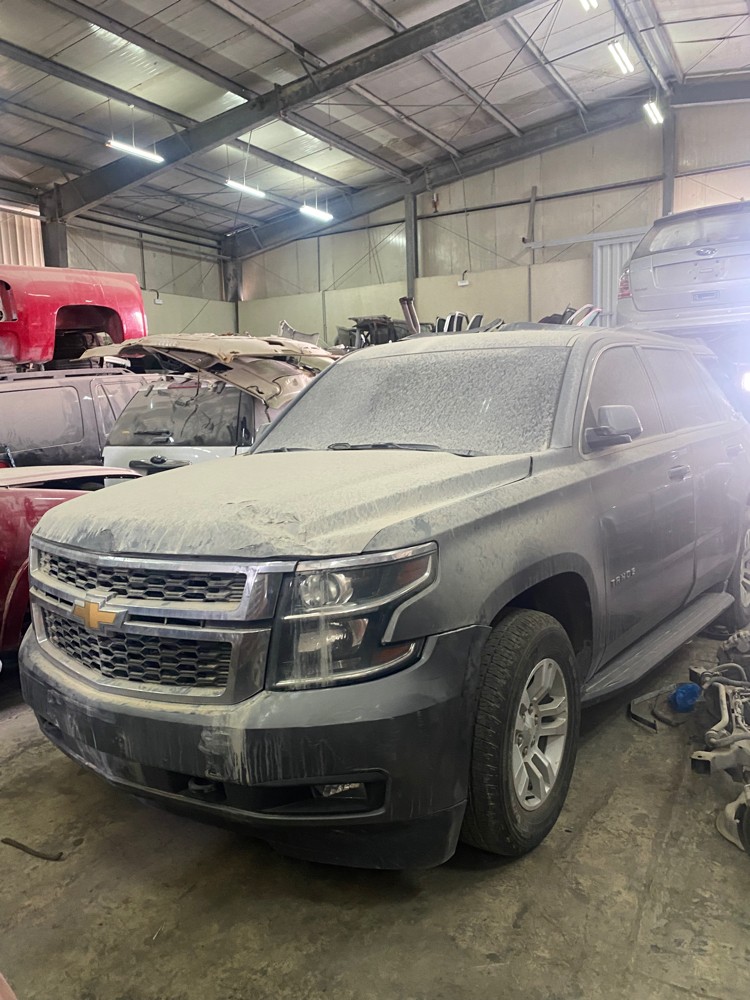 Chevrolet tahoe 2019  - 1