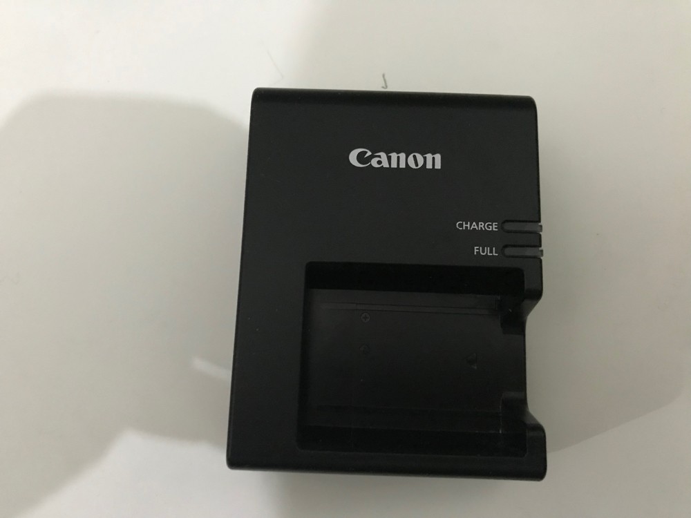 canon lp-10 charger  - 1