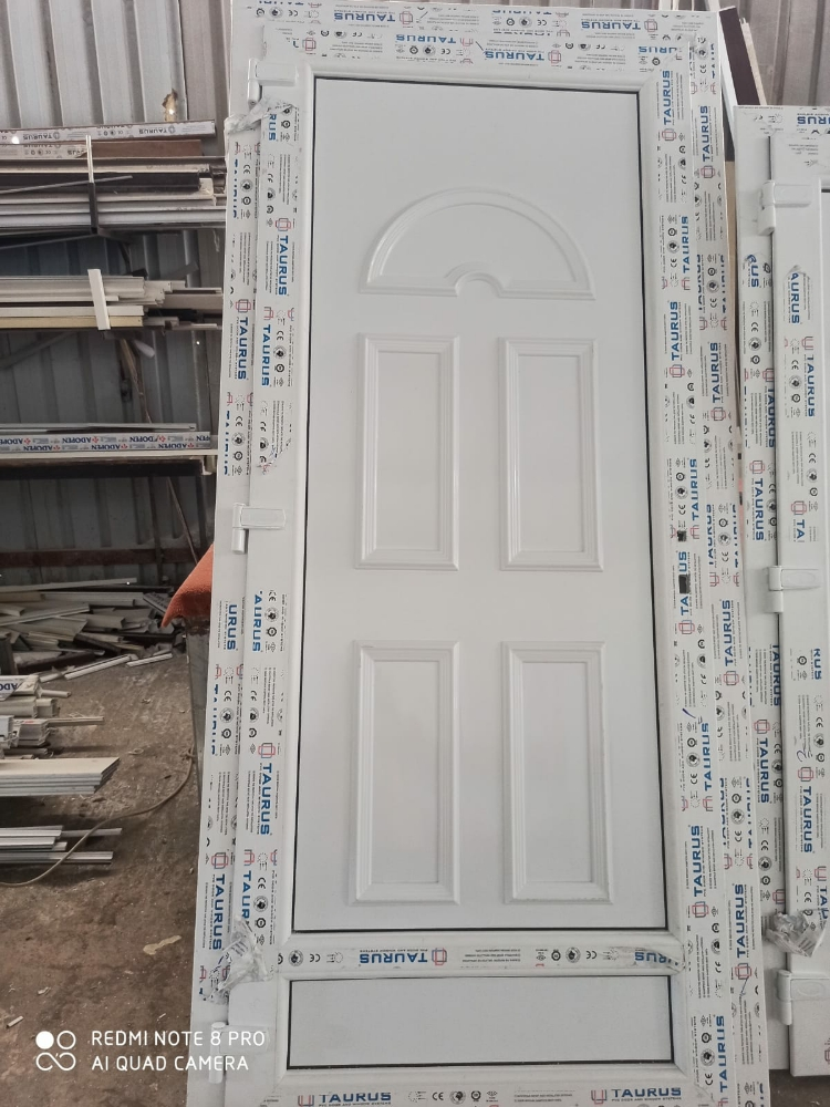 door  u p v c - 6