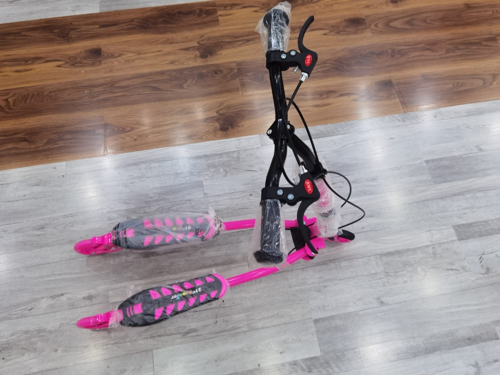 Children's Folding Frog Scooter - 2