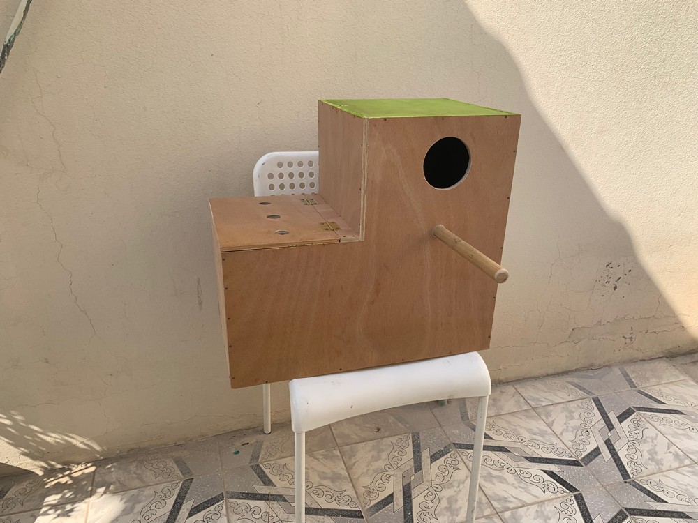 parrot breeding box - 2
