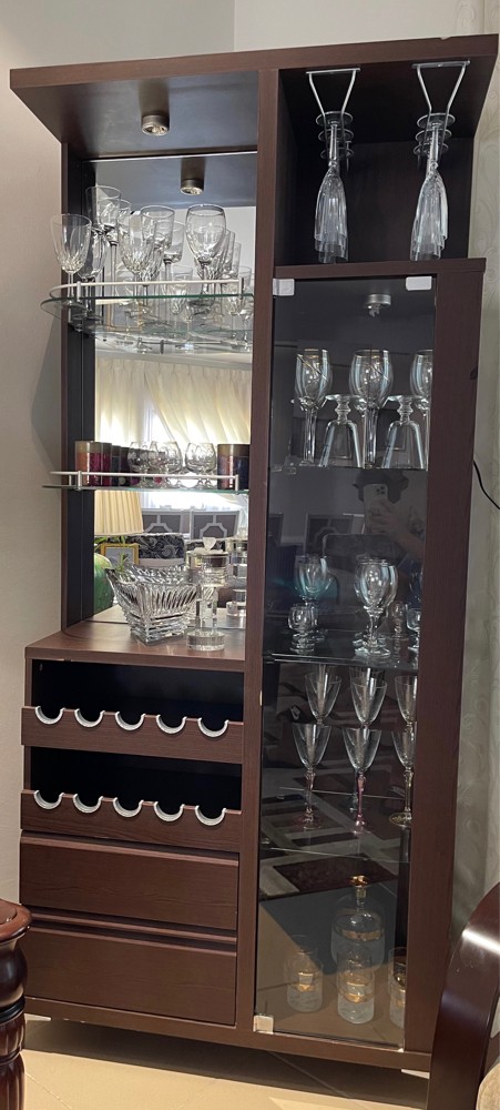 Buffet+mirror, cabinet&drawers - 1