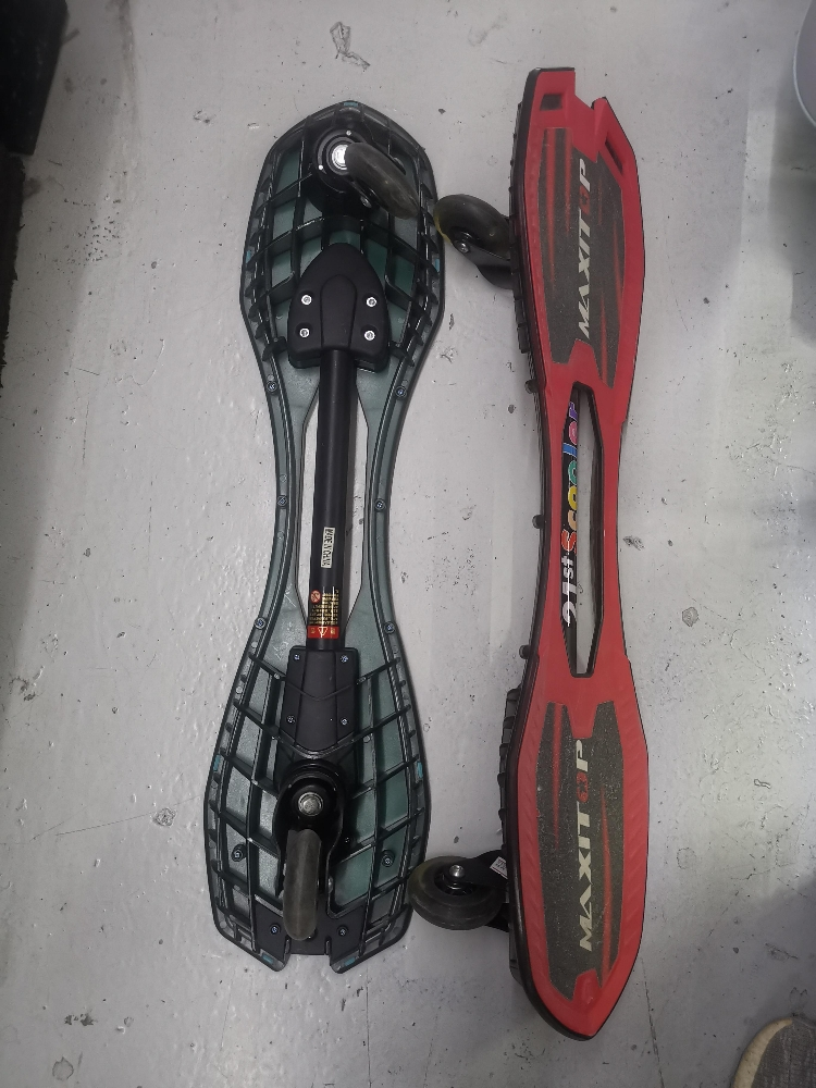 Double tilt scooter skateboard - 2