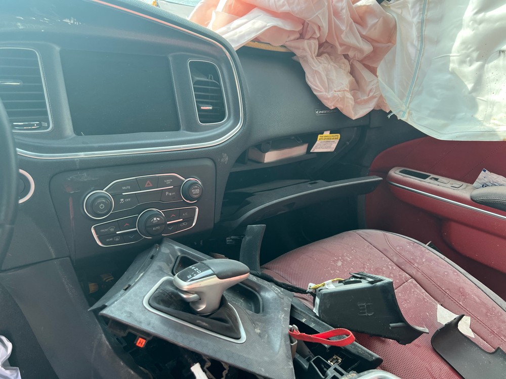 Dodge Charger spear parts 2017 - 3