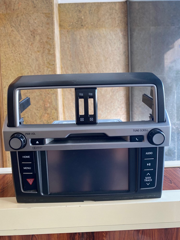 Multimedia radio for 2014 prado - 3