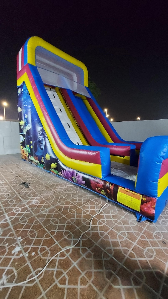 نطاطيات جديدة مع بركة سباحة - 1
