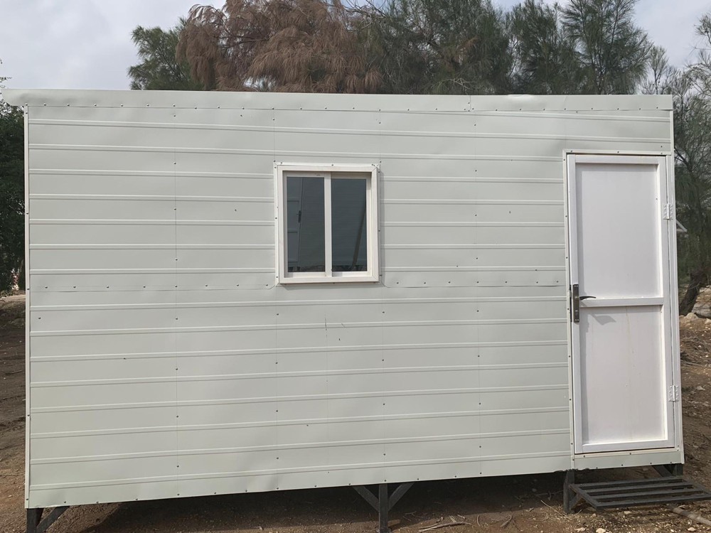 cabin, kitchen & toilet for sale - 1