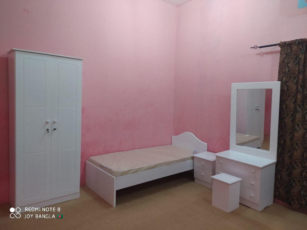 single bedroom set available - 5