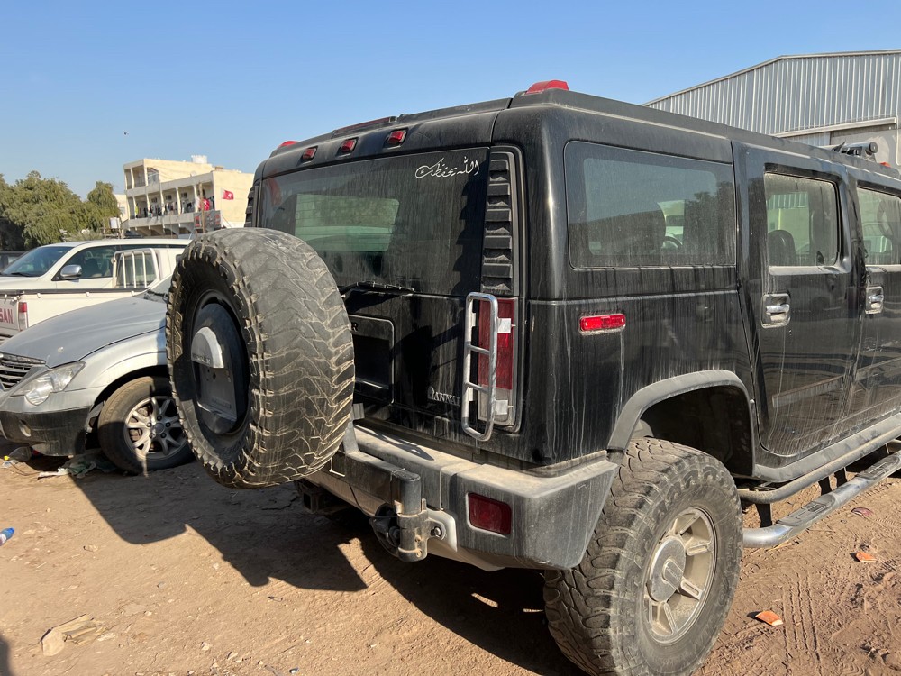 hummer h2 scrap parts - 2