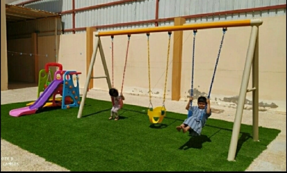 Kids plays swing - 2